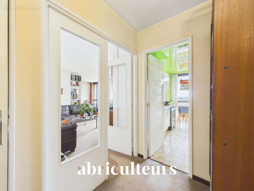 Appartement à GARCHES