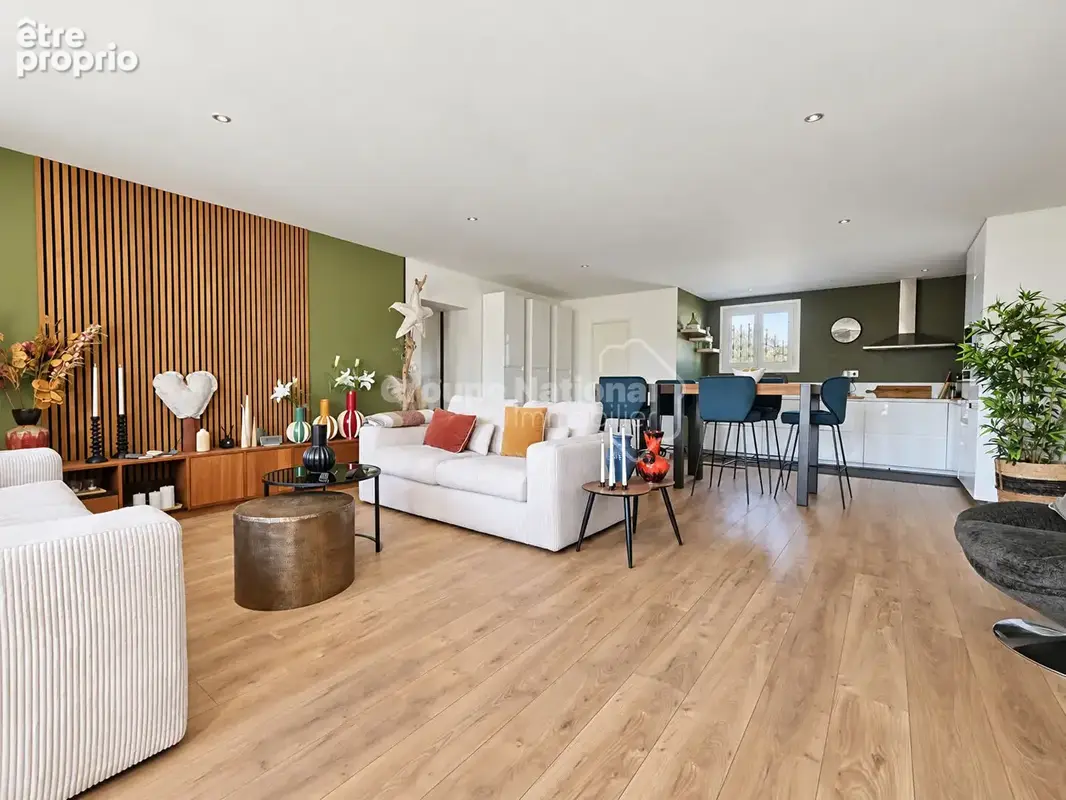 Ensemble immobilier polyvalent  - Bureaux & Logement - photo 3