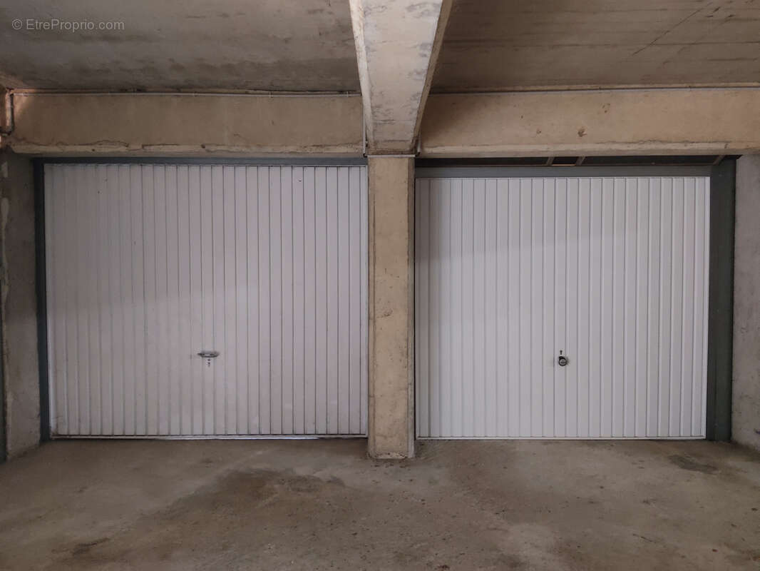 Appartement à COULAINES