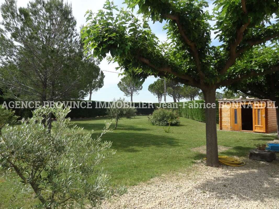 Maison à SAINTE-CECILE-LES-VIGNES