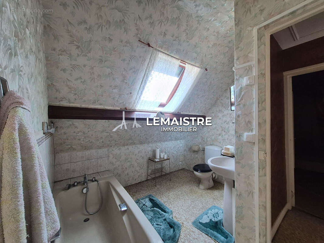 Maison à vendre - Le Havre Bléville - 100 m² - 5 chambres - Jardin - Garages - photo 9