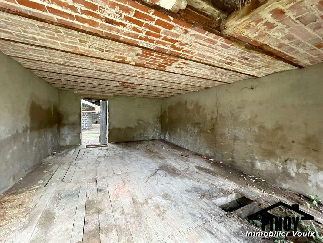 Maison à VILLEMARECHAL