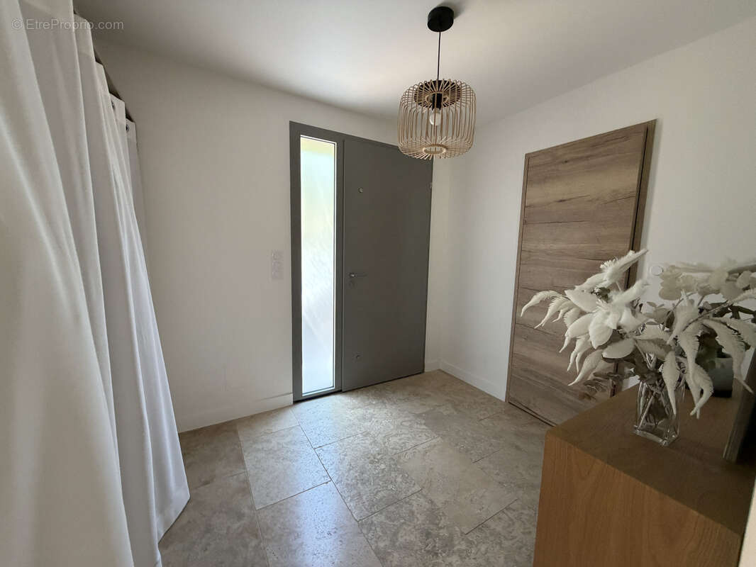 Propriété 240m2 habitables sur 3200m2 de terrain arboré 2 km centre St QUENTIN - photo 11