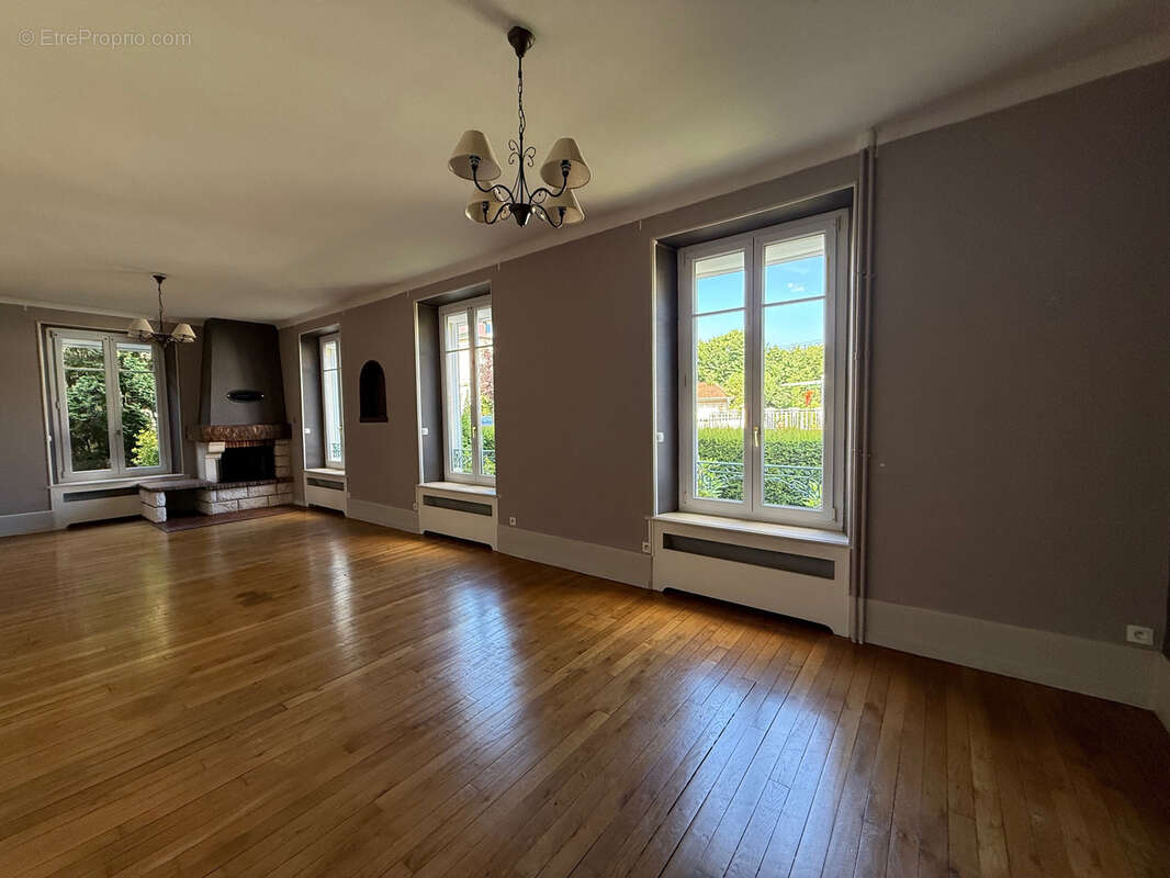 Maison à REMIREMONT