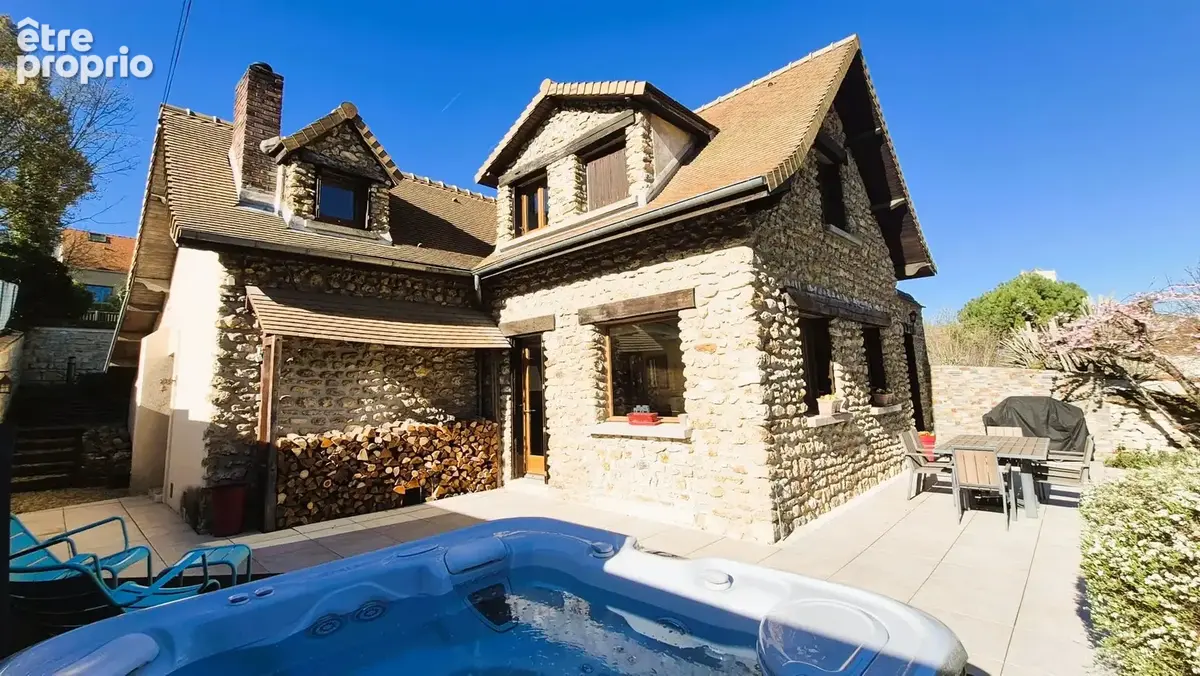 Photo Maison à Maule au prix de 555 000€