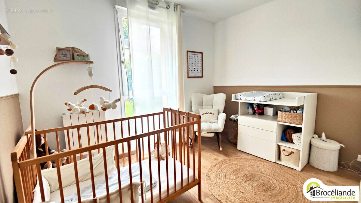 Appartement à PARTHENAY-DE-BRETAGNE