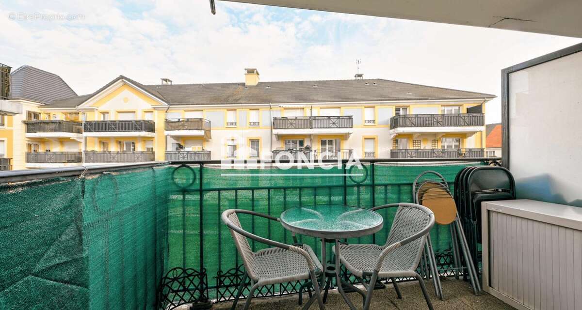 Appartement à VAUREAL