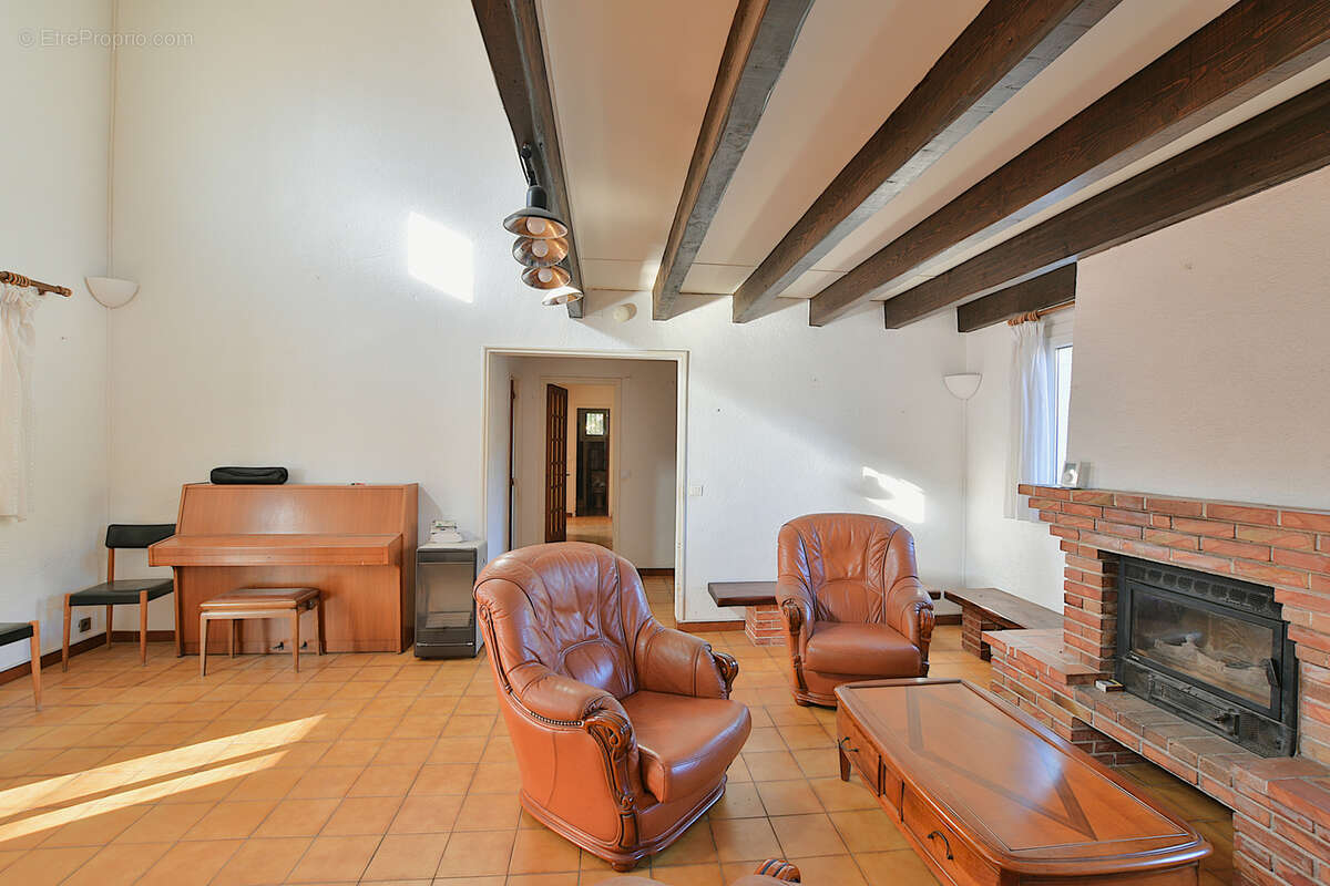 Maison à CARQUEIRANNE