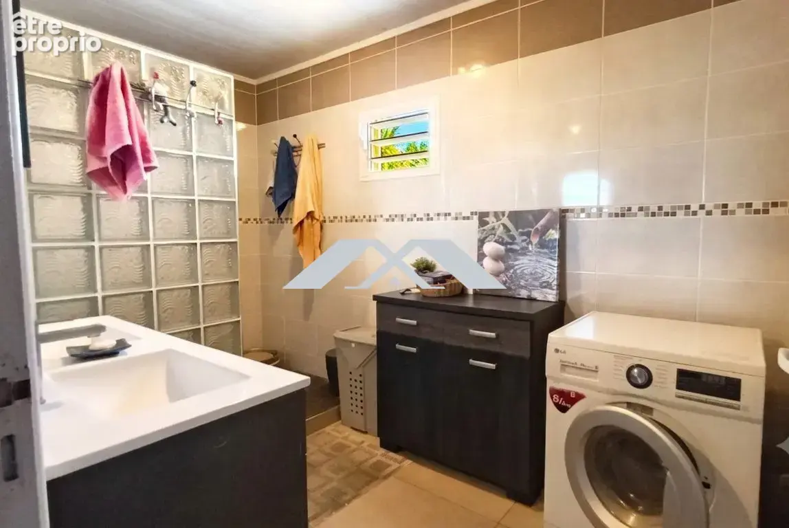 Maison 110 m² à Saint-Philippe  - photo 5