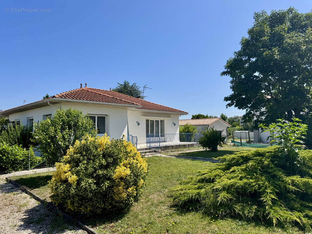 Maison à LE HAILLAN