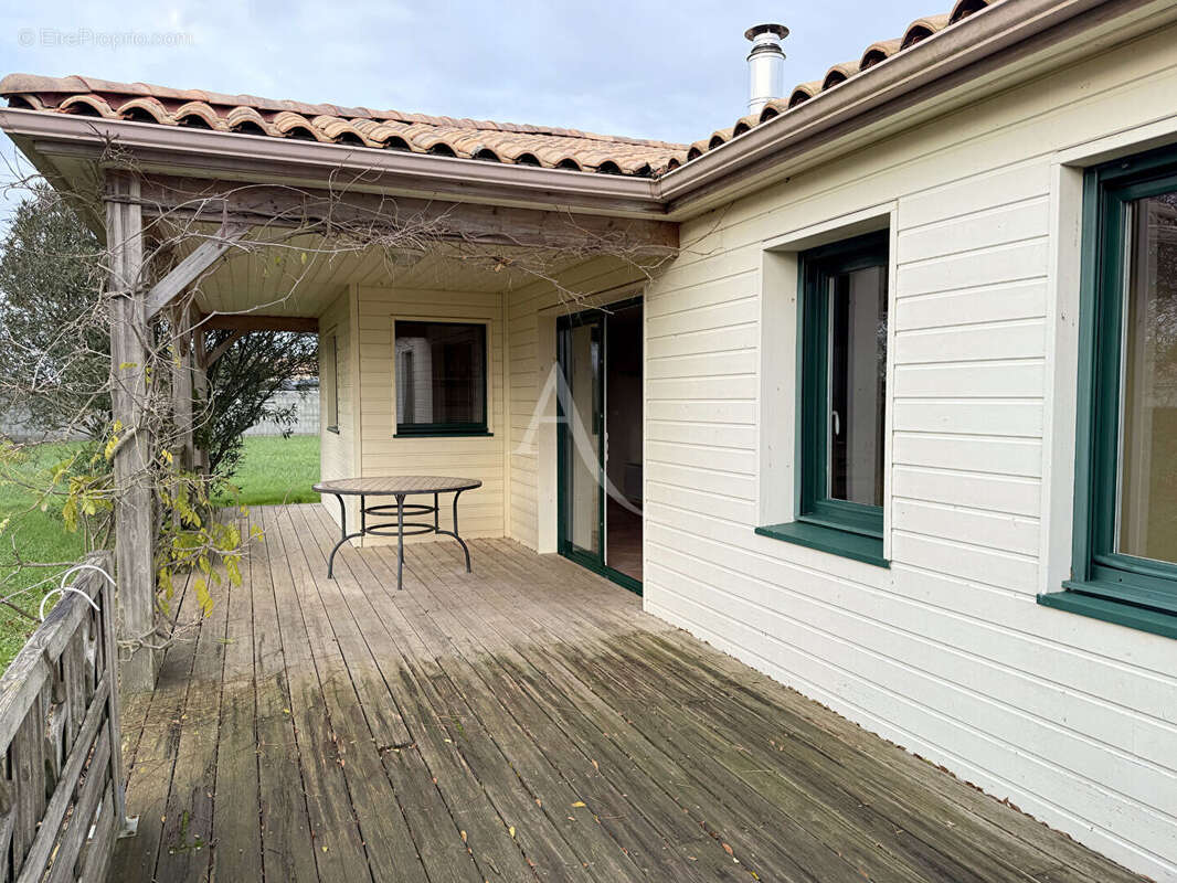 Maison à SAINT-BENOIST-SUR-MER