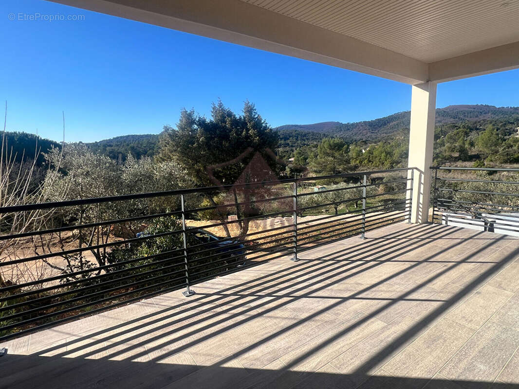 Maison à SAINT-AMBROIX