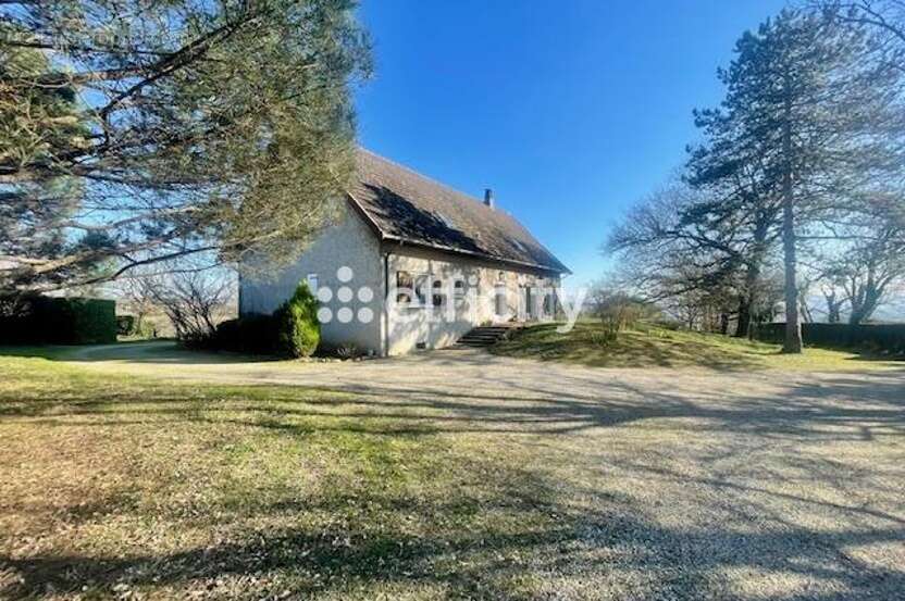 Maison à SAINT-MAURICE-L'EXIL