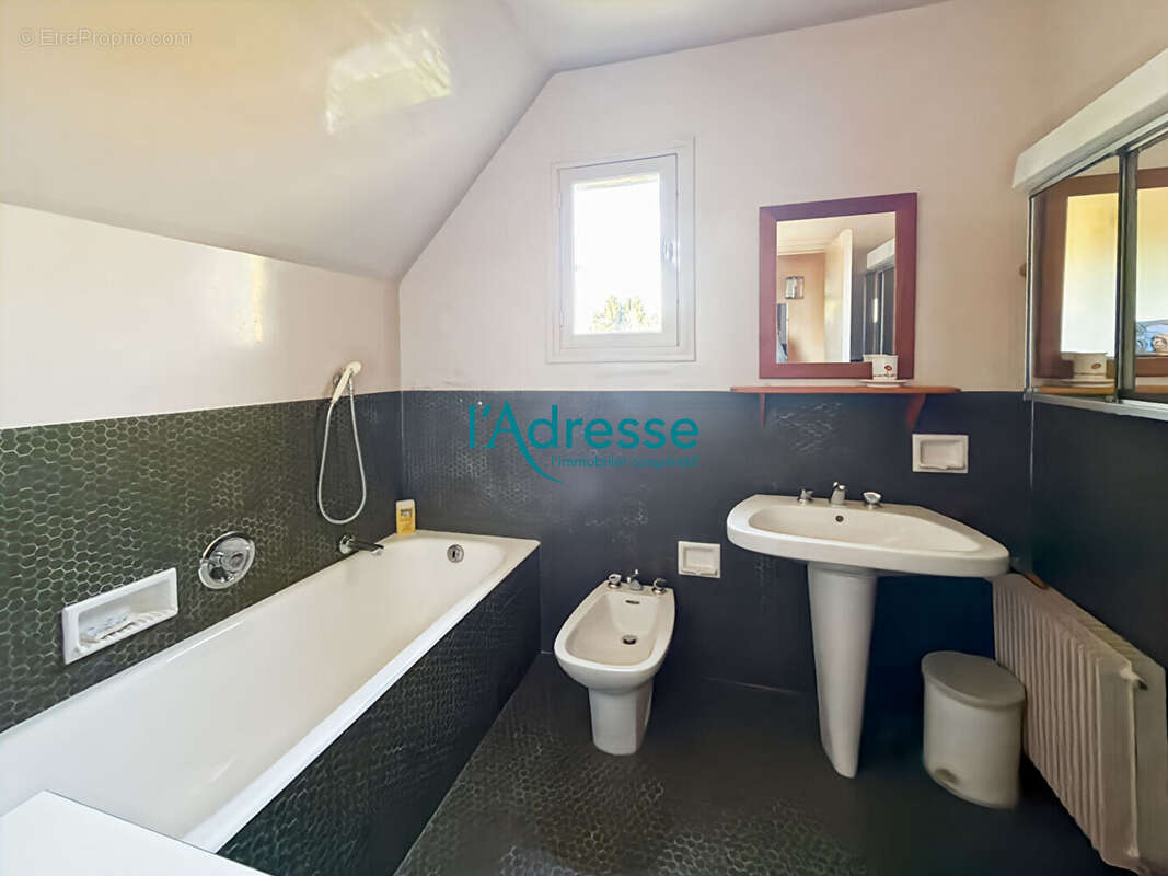 Maison à SERAINCOURT