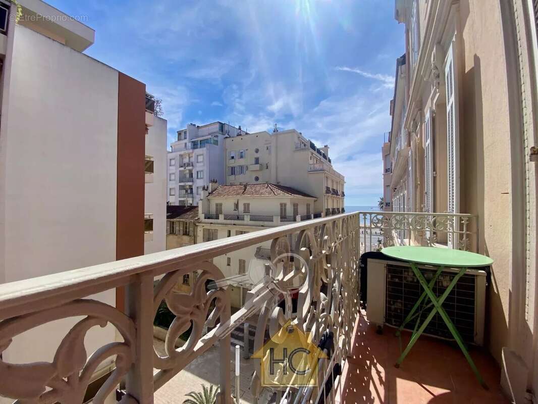 Appartement à CANNES