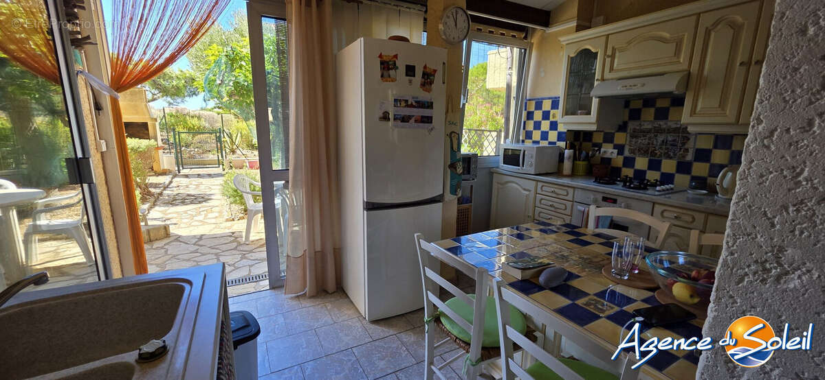 Appartement 51 m² à Fleury  - photo 2