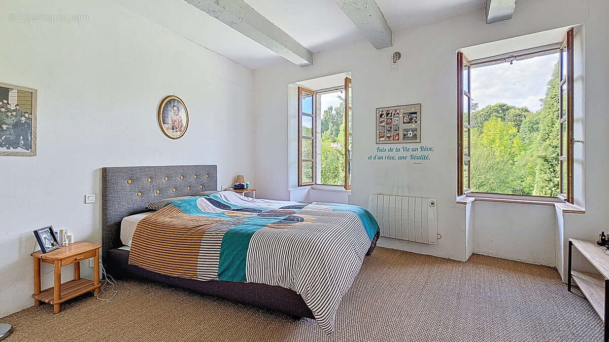 Maison à LES CABANNES