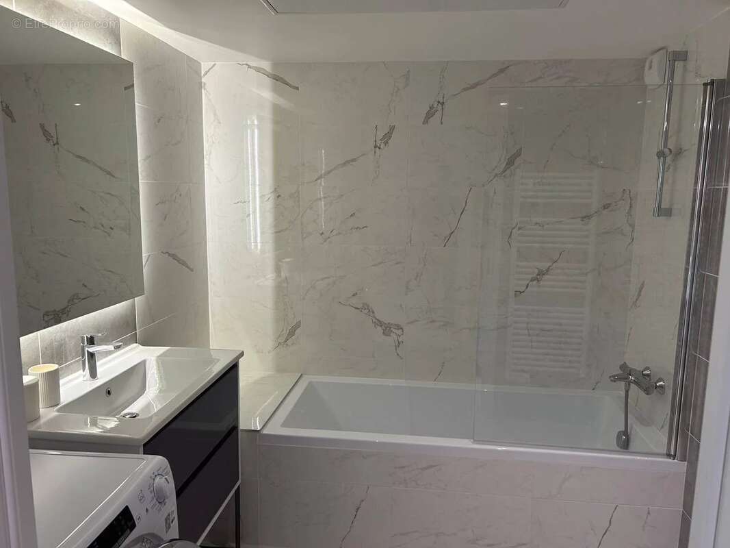 Appartement  - 2 pièces  - 47.0 m² -  435 000 € - À vendre - photo 5