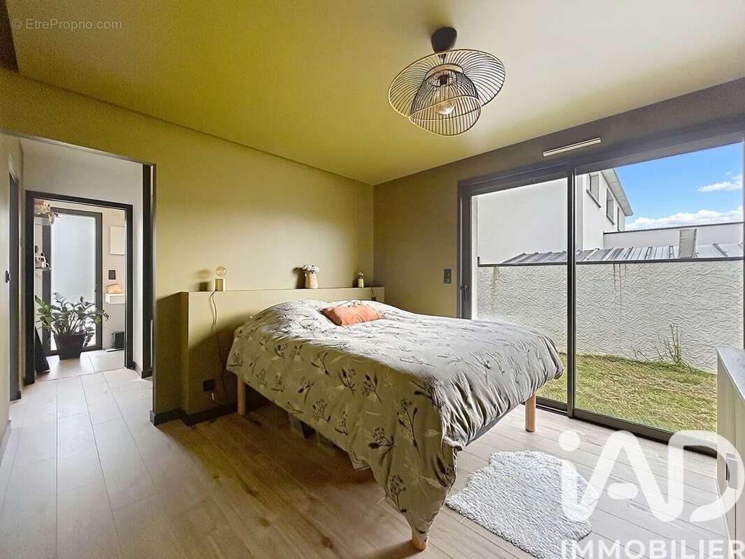 Maison 149 m² à La Meziere  - photo 9