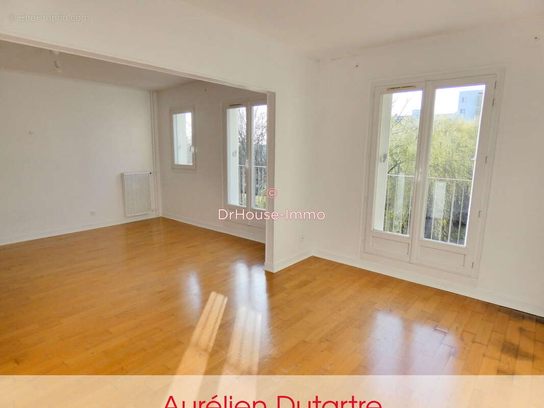 Appartement à FLEURY-LES-AUBRAIS