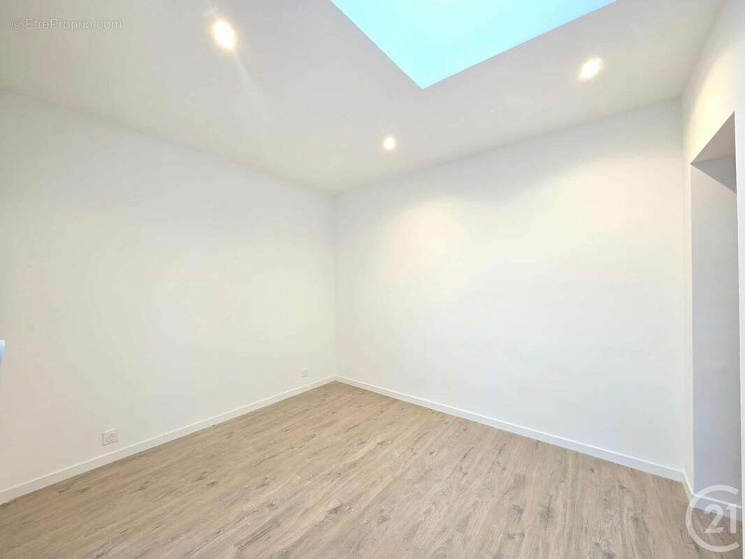 Appartement à LE CASTELLET