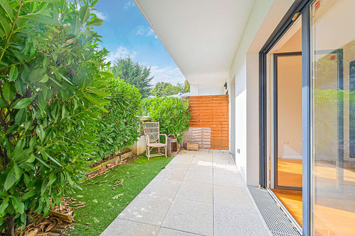 Appartement à CHATILLON