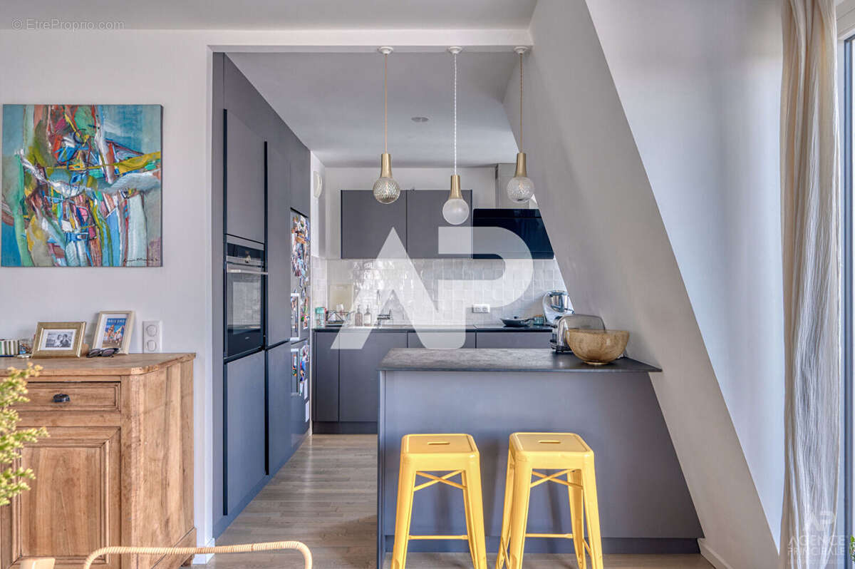 Appartement à RUEIL-MALMAISON