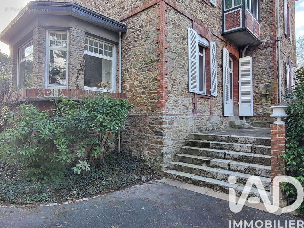 Photo 4 - Maison à BOUGUENAIS