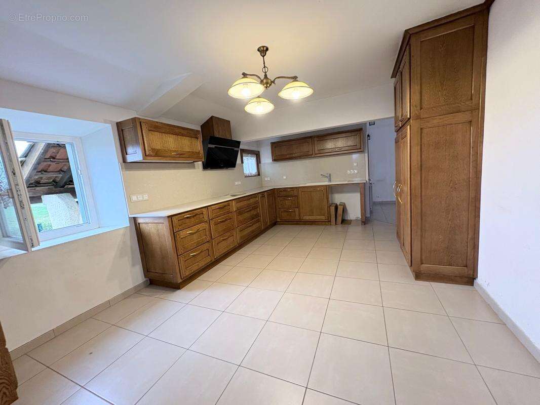 Prix à la baisse pour cette belle Maison avec dépendances !! - photo 7