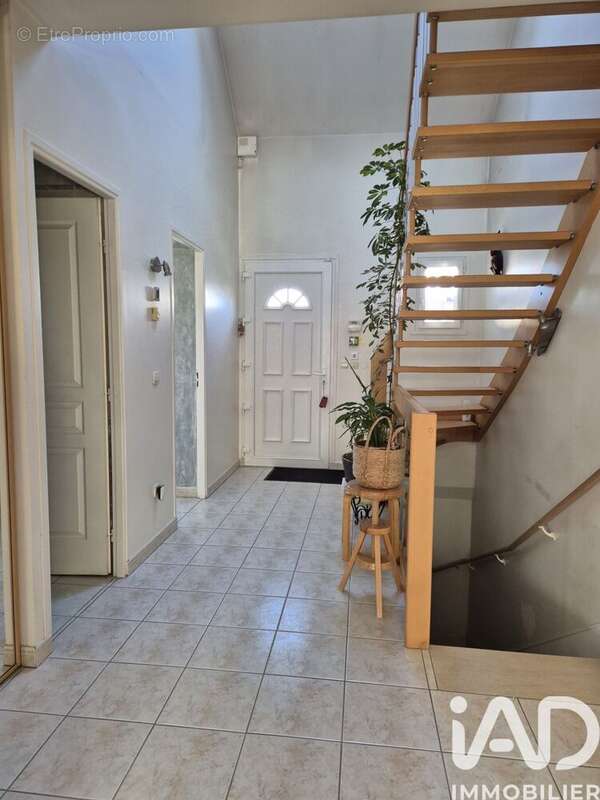 Photo 2 - Maison à MONTGERON