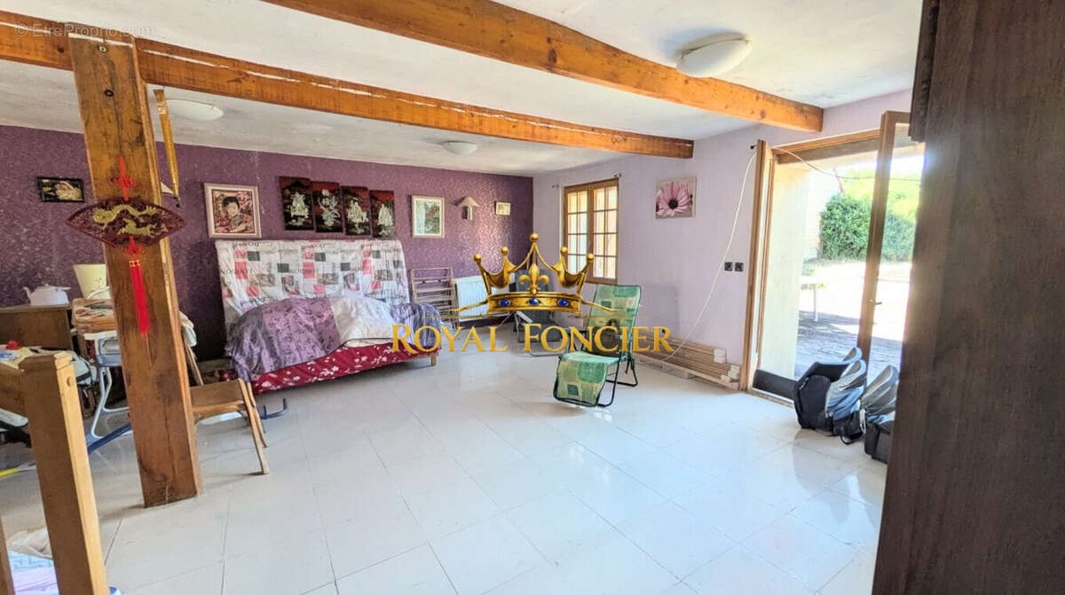 Maison 87 m² à Antogny-Le-Tillac  - photo 4
