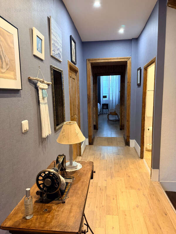 Bourg les Valence - Maison 6 chambres - photo 14