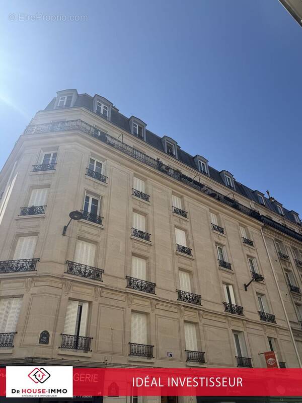 Appartement à PARIS-14E