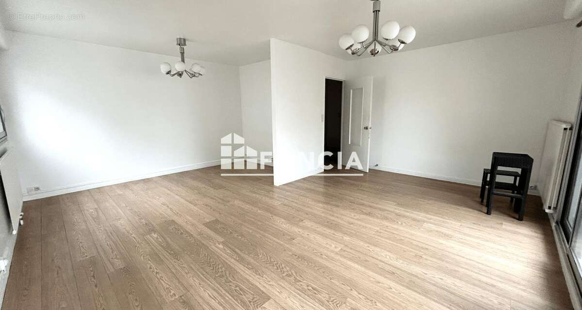 Appartement à PARIS-12E