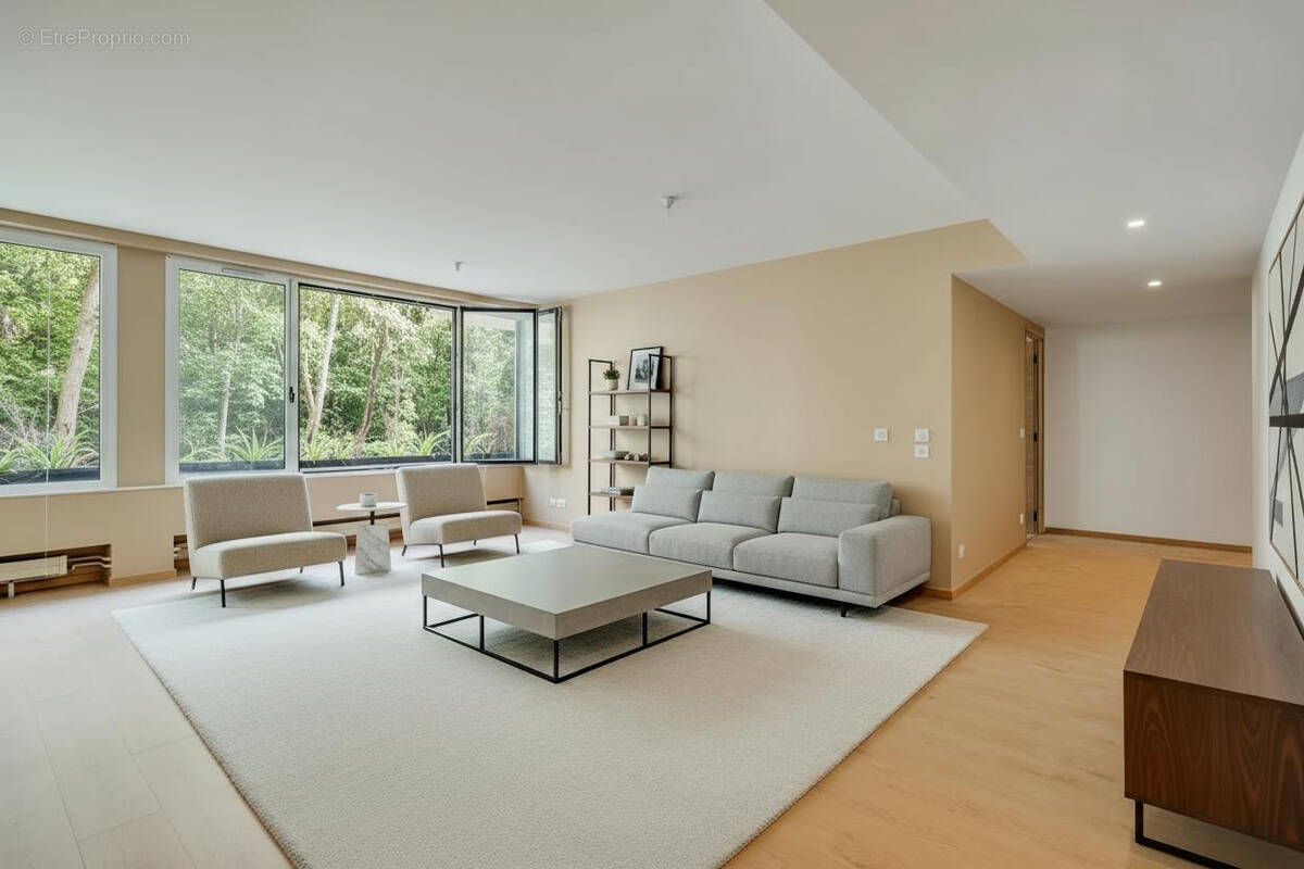 Appartement à NEUILLY-SUR-SEINE