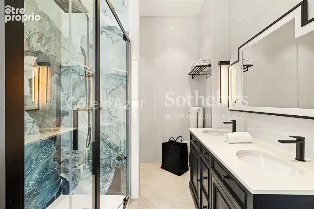 Nice Mont Boron Cap de Nice, Maison de Maître de 227 m² avec cinq chambres et piscine - photo 14