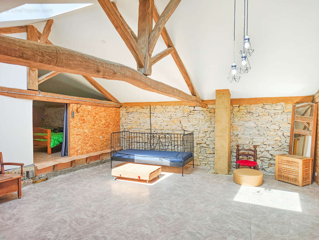 Maison à TERREBASSE