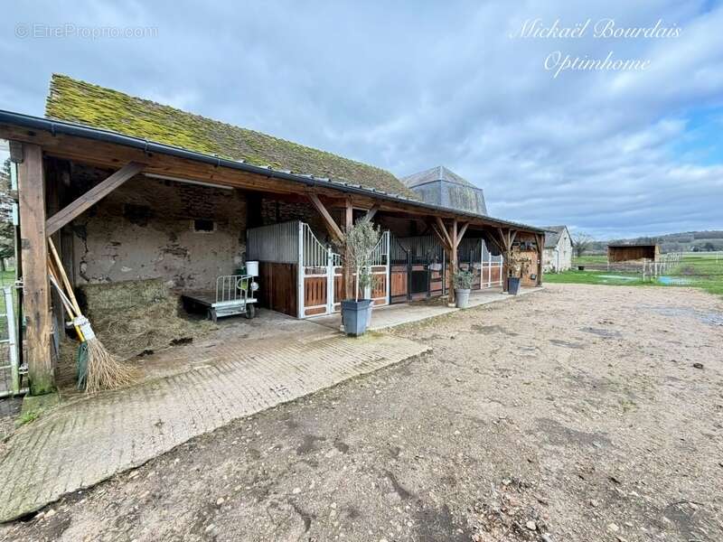 Maison à LUCHE-PRINGE