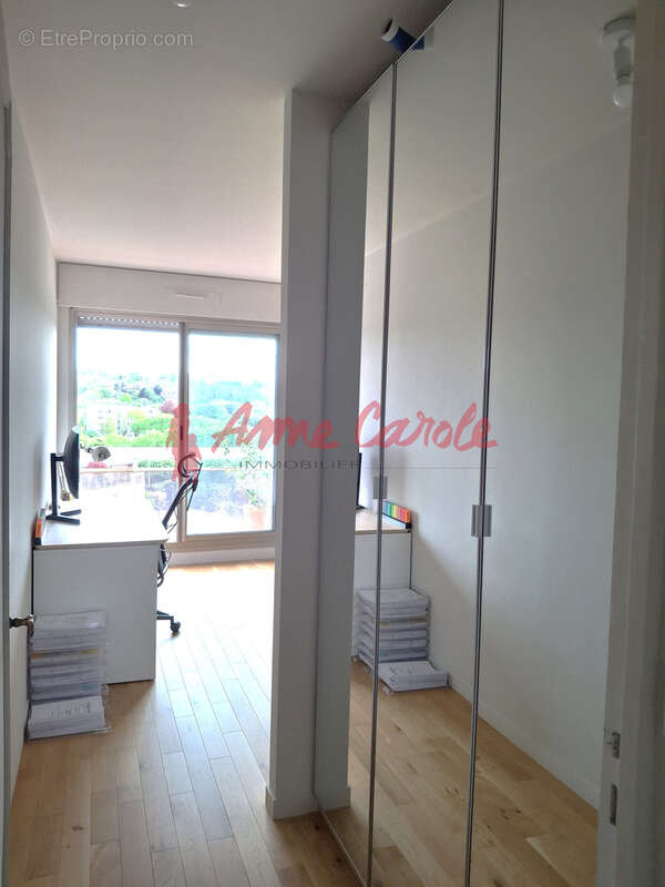Appartement à LE PERREUX-SUR-MARNE