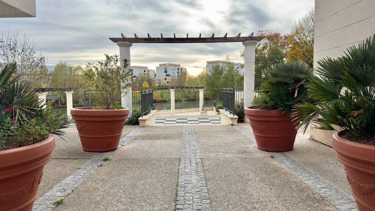 Appartement à NEUILLY-PLAISANCE