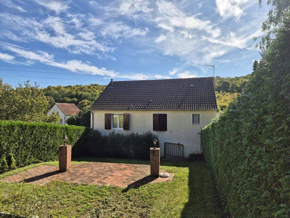 Maison à SAINT-MARTIN-DU-TERTRE