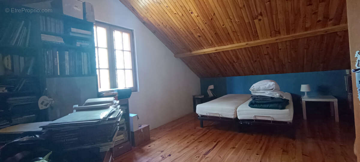 Maison à SAINT-SYLVESTRE-PRAGOULIN