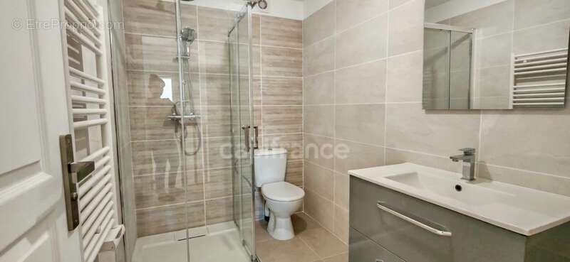 Appartement à EYRAGUES