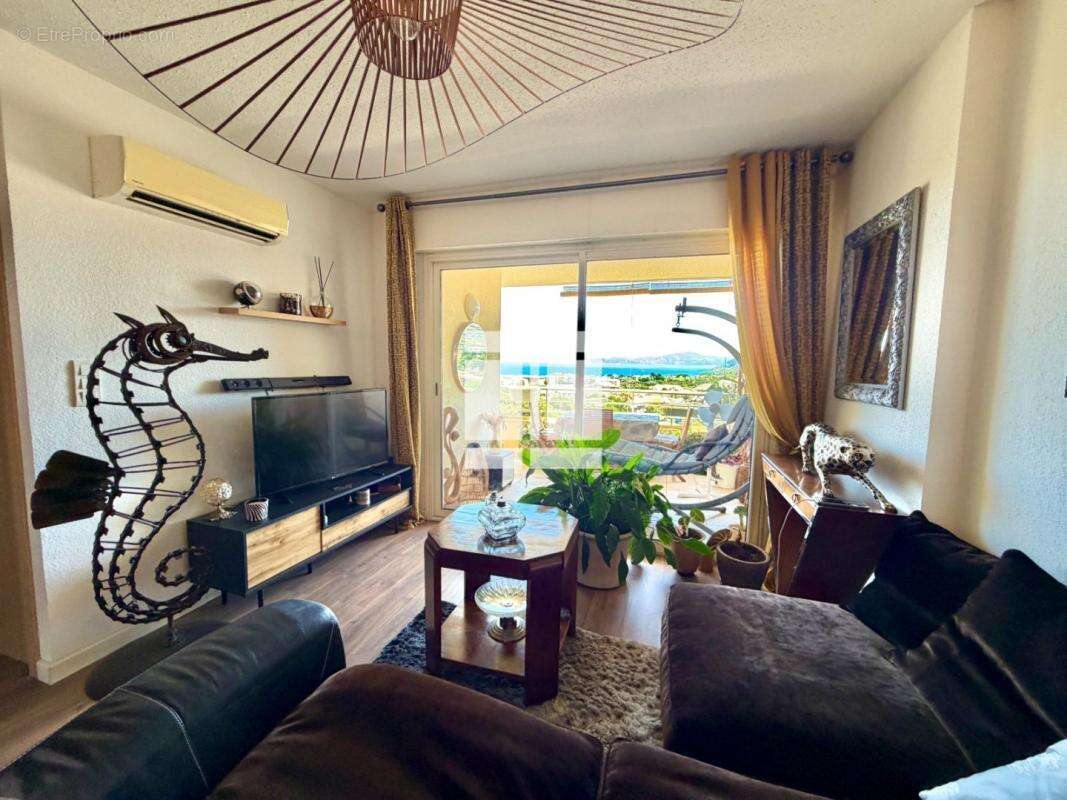 T2 avec grande terrasse vue mer - photo 6