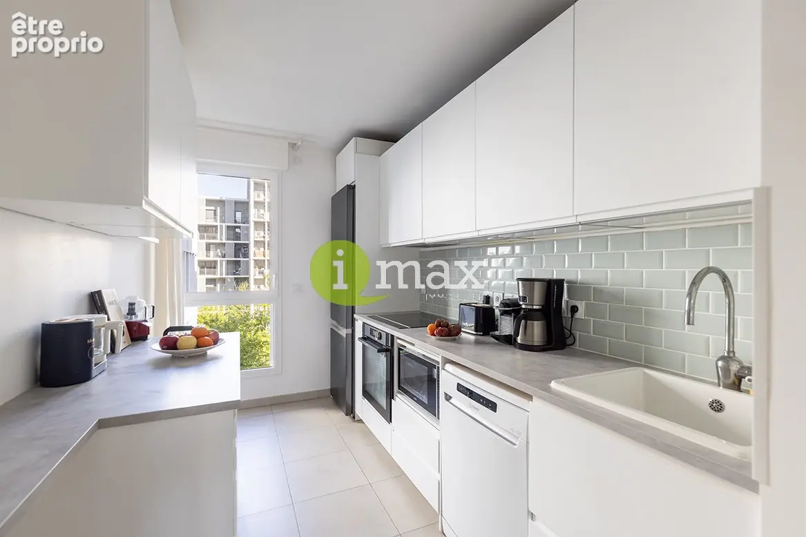 Clichy - 4 pieces balcon - 600 000 fai - photo 3
