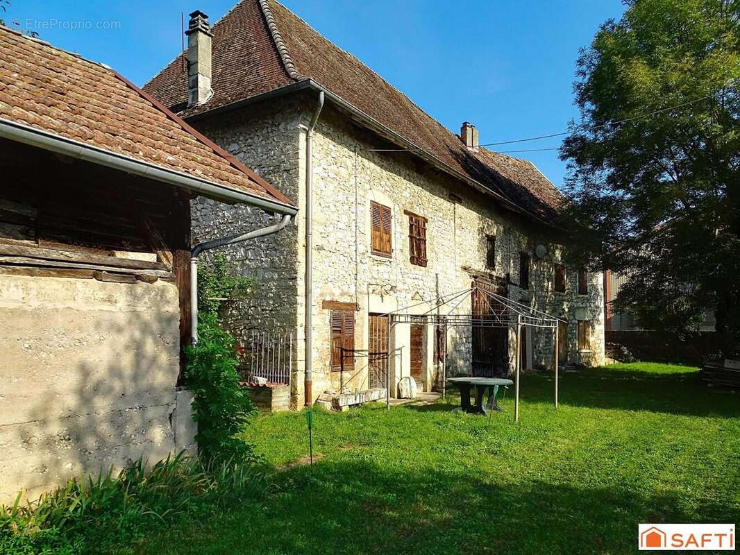 Photo 2 - Maison à MORESTEL