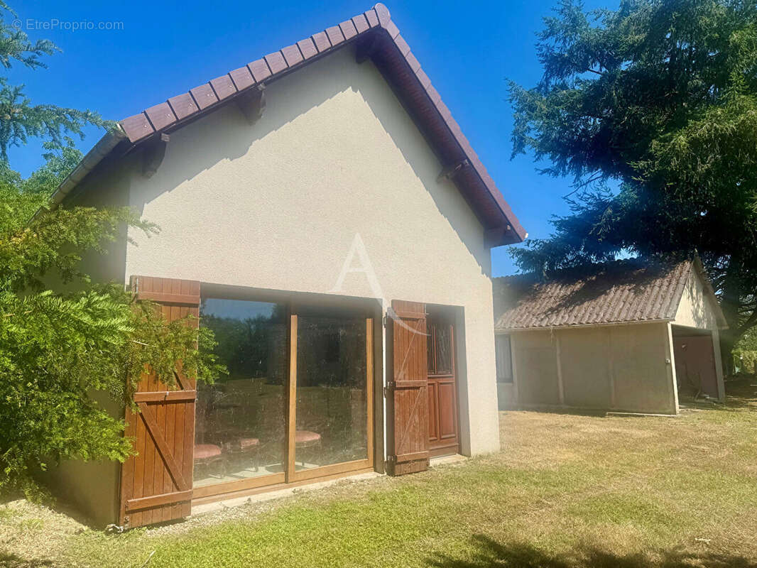 Maison à LA FERTE-IMBAULT