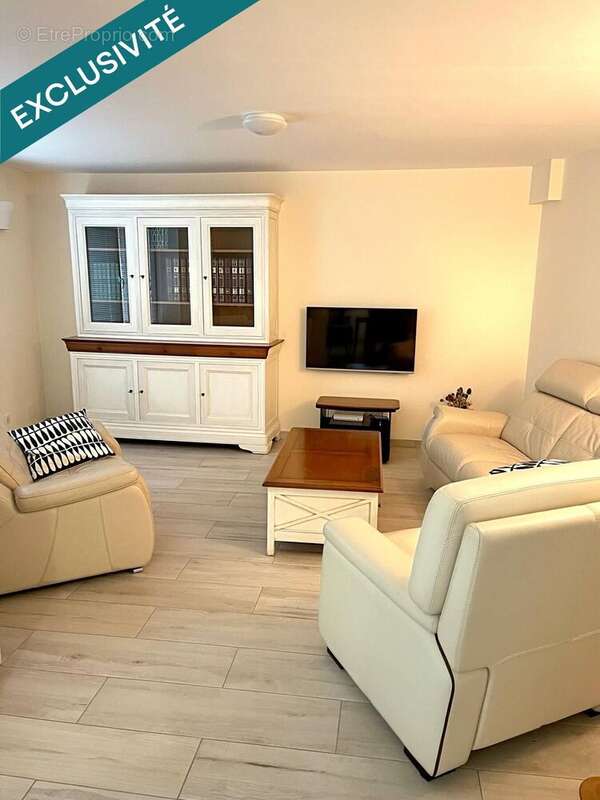 Photo 2 - Maison à SAINT-PIERRE-LES-NEMOURS