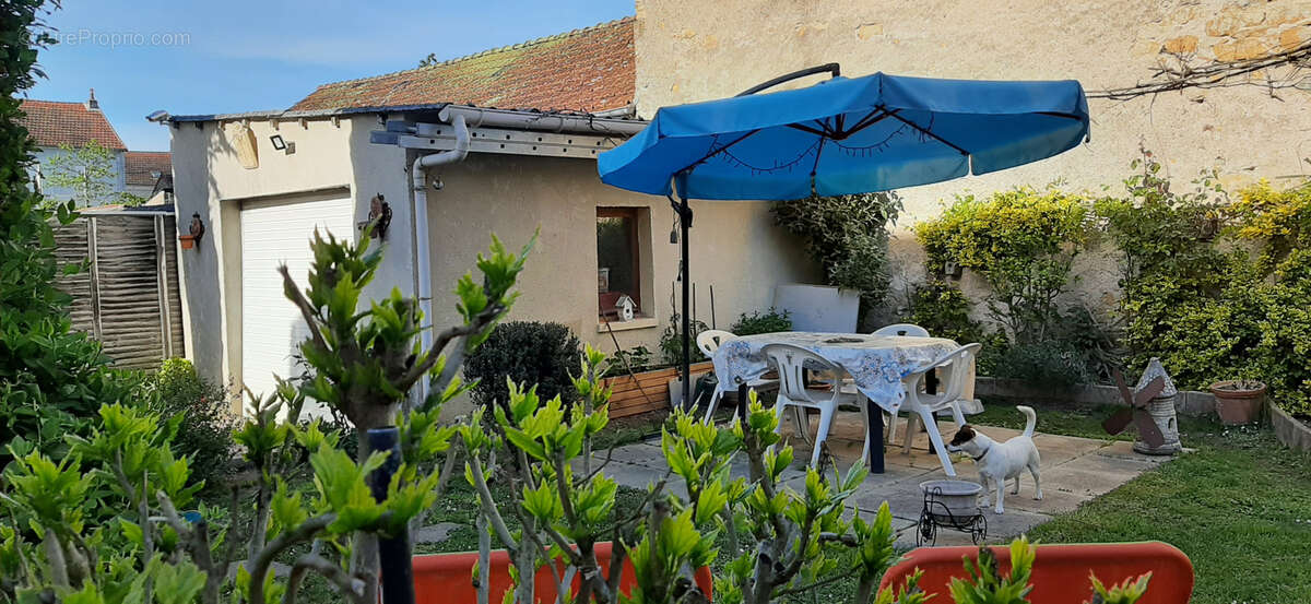 Maison à FOURCHAMBAULT