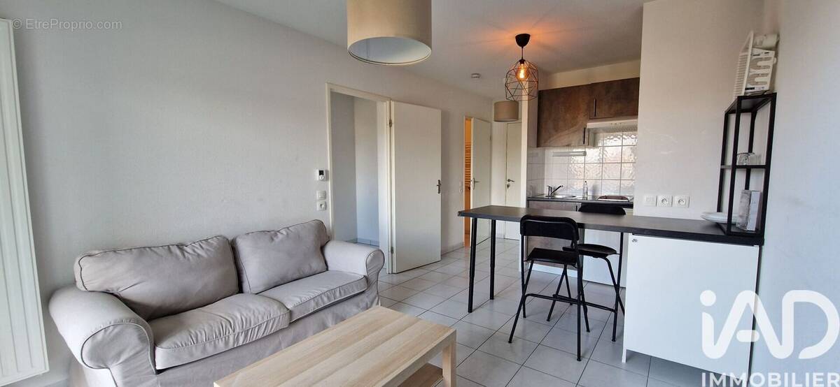 Photo 1 - Appartement à PAREMPUYRE